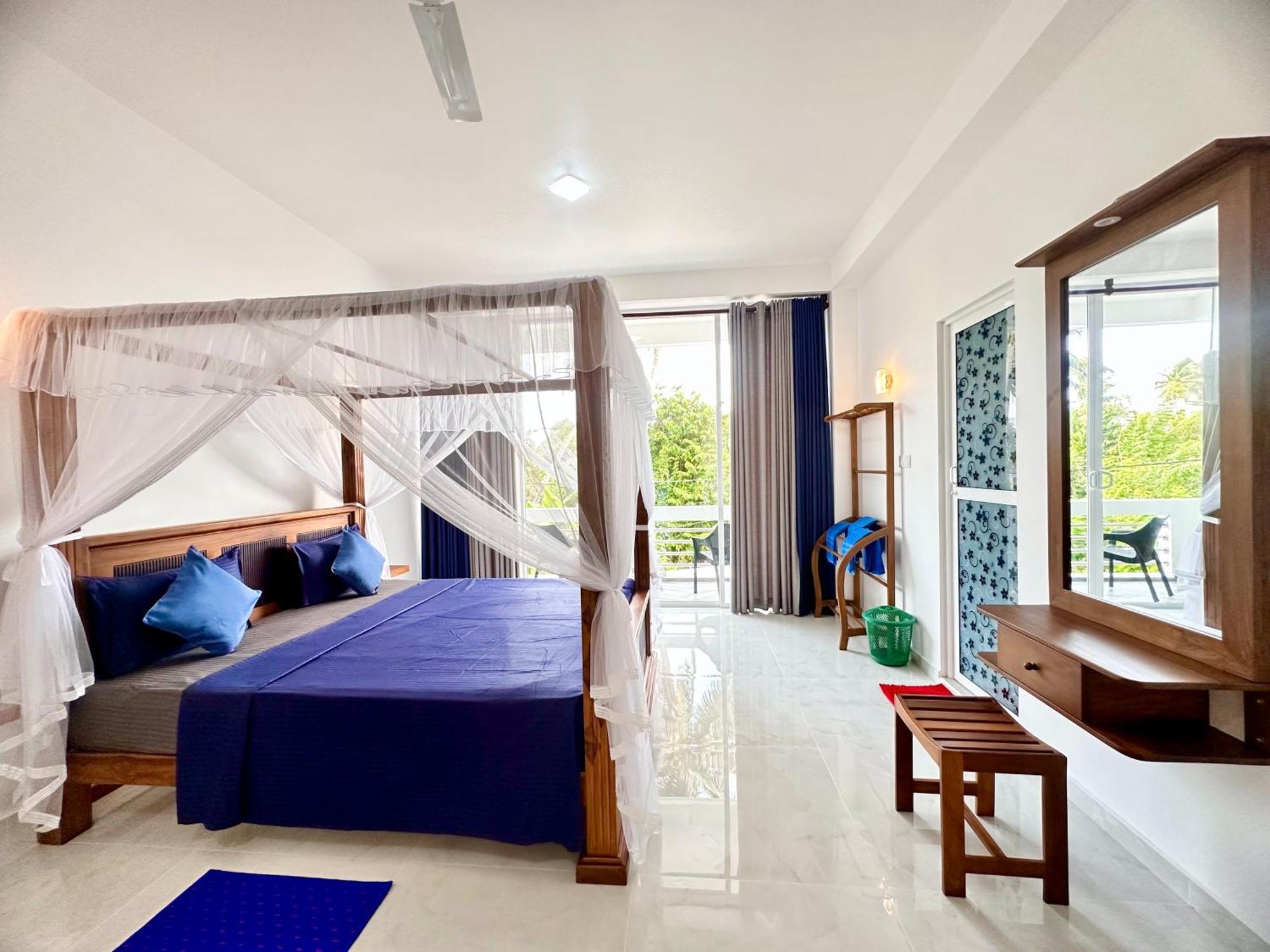 Iresort Weligama Exterior photo
